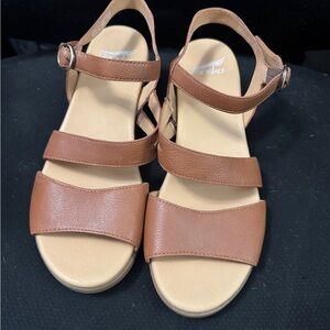 Dansko Tan Leather Sandals